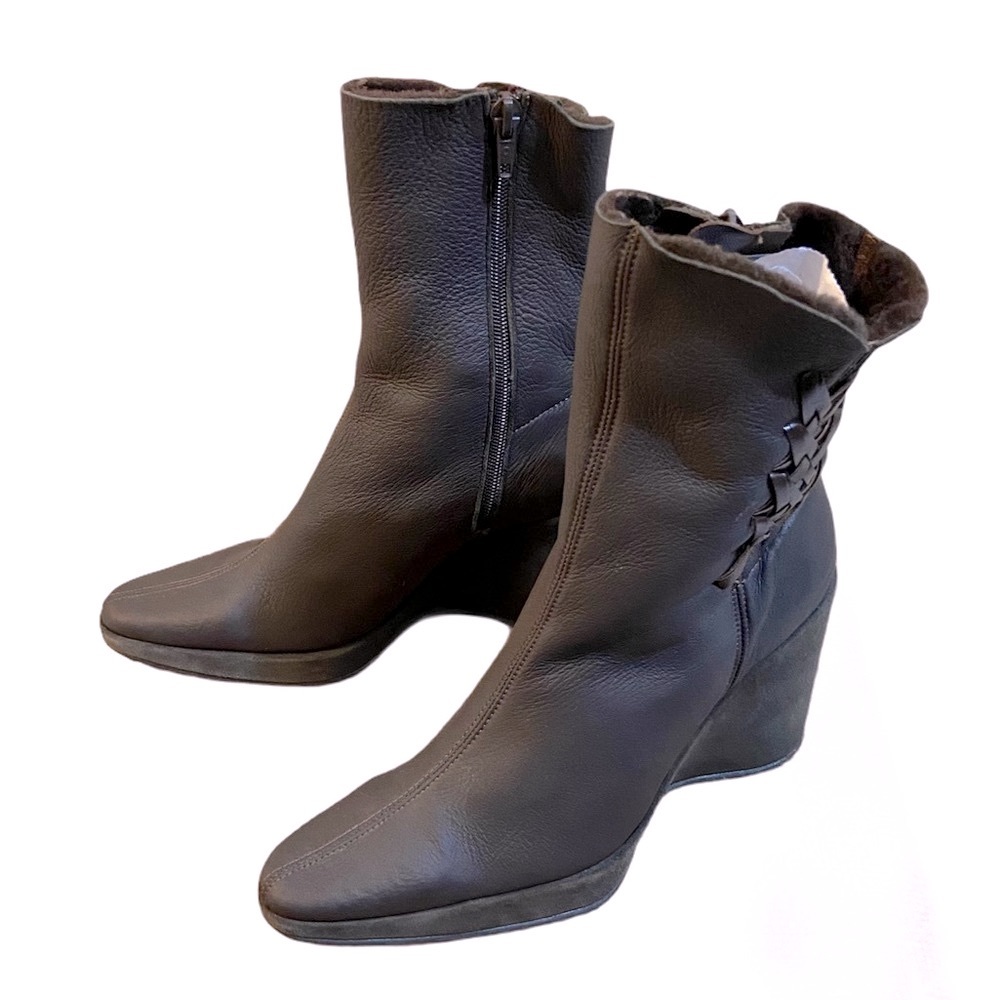 Stephane Kelian Paris Soft Leather Boots Fur Lined Wedge Side Zipper Cozy Size 7